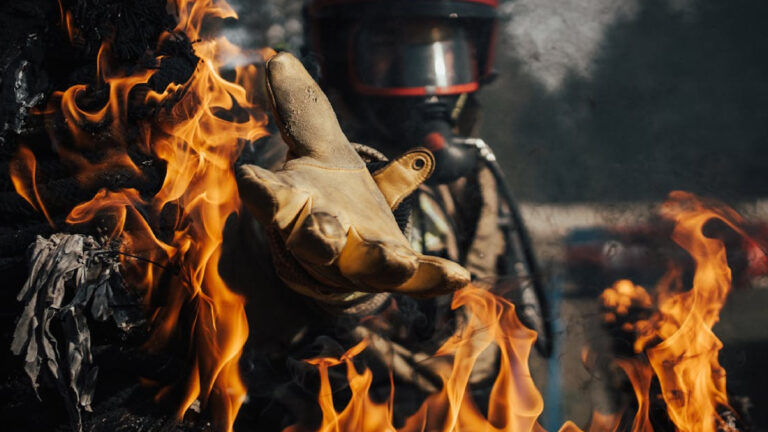 🧪🛑¡Pilas¡ Tu empresa maneja químicos peligrosos, esto te interesa La Resolución 1980 Accidentes Mayores